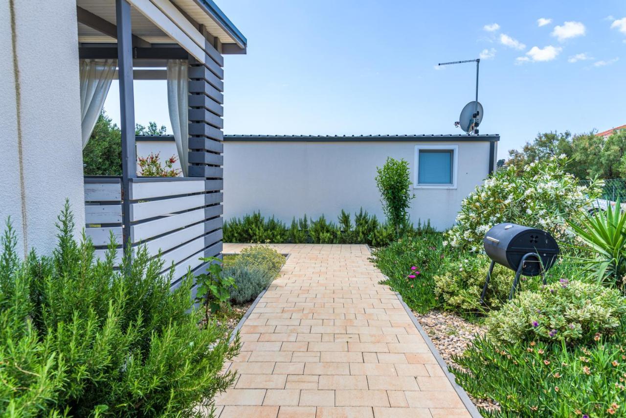 Rasin Mobile Homes Пакоштане Экстерьер фото