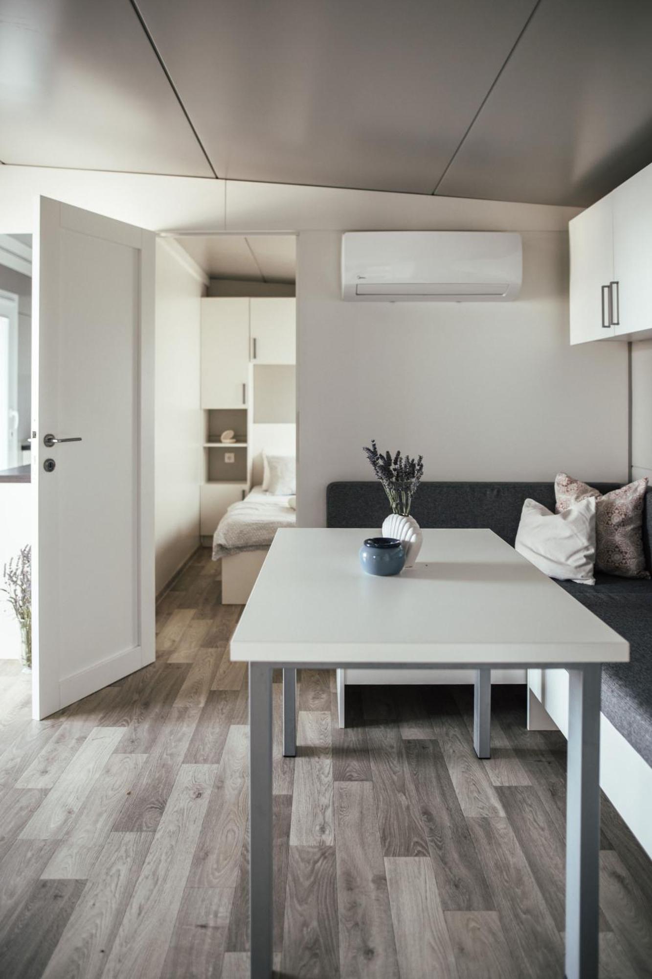 Rasin Mobile Homes Пакоштане Экстерьер фото