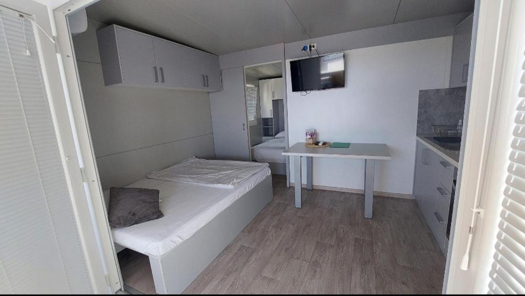 Rasin Mobile Homes Пакоштане Экстерьер фото